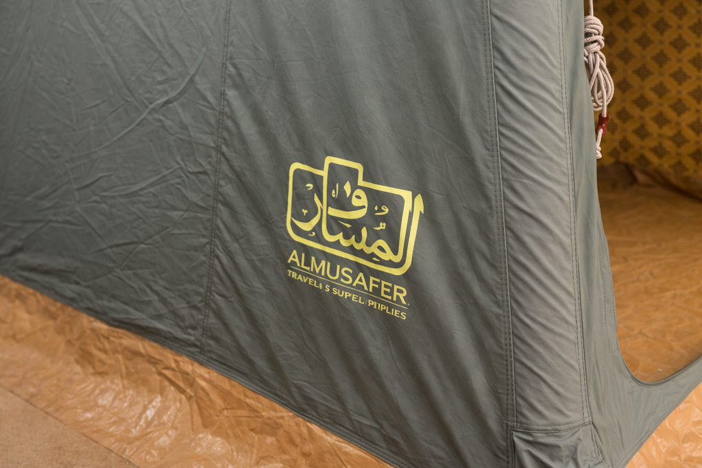 خيمة نفخ المسافر