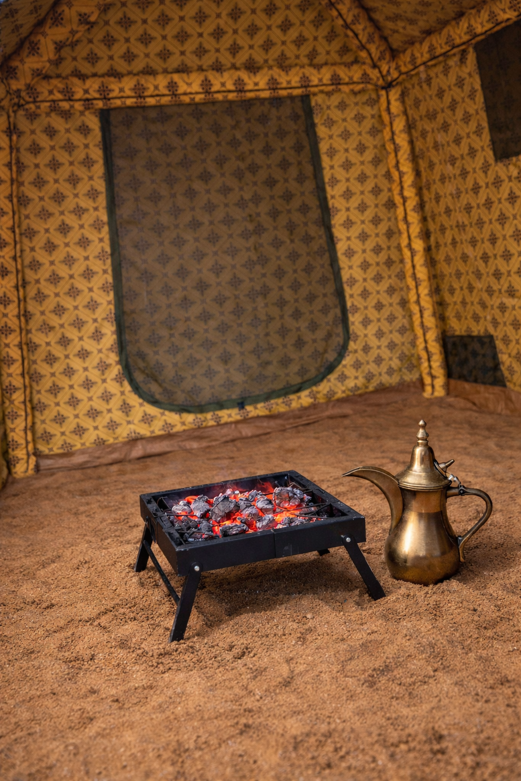 خيمة نفخ المسافر