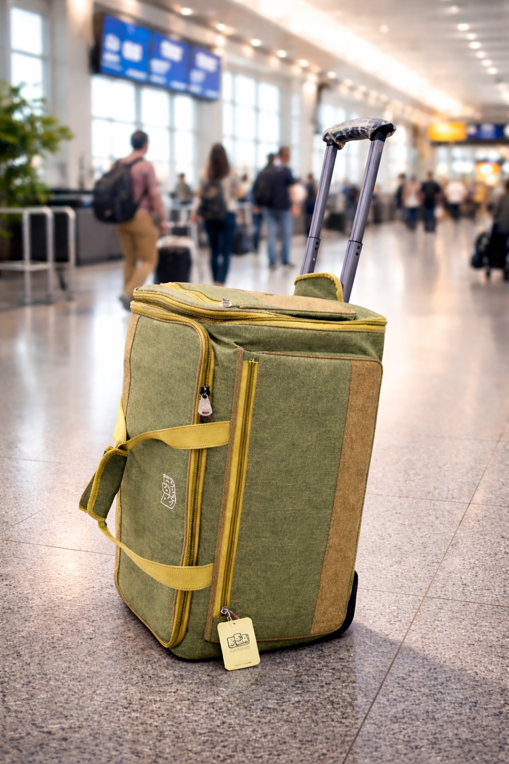 شنطة المسافر بعجلات -مقاس وسط
